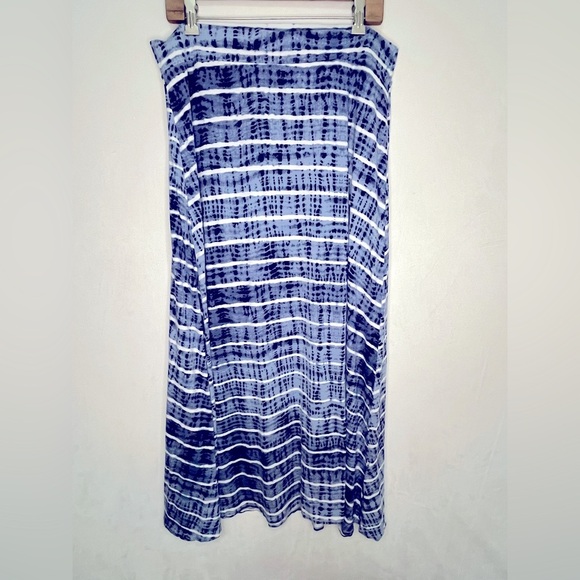 Torrid Blue and White Tie Dye Striped A-Line Maxi Skirt Women’s Size 0 - Picture 3 of 5